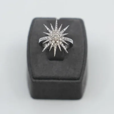 Blue Bays with Diamond Stars Yüzük